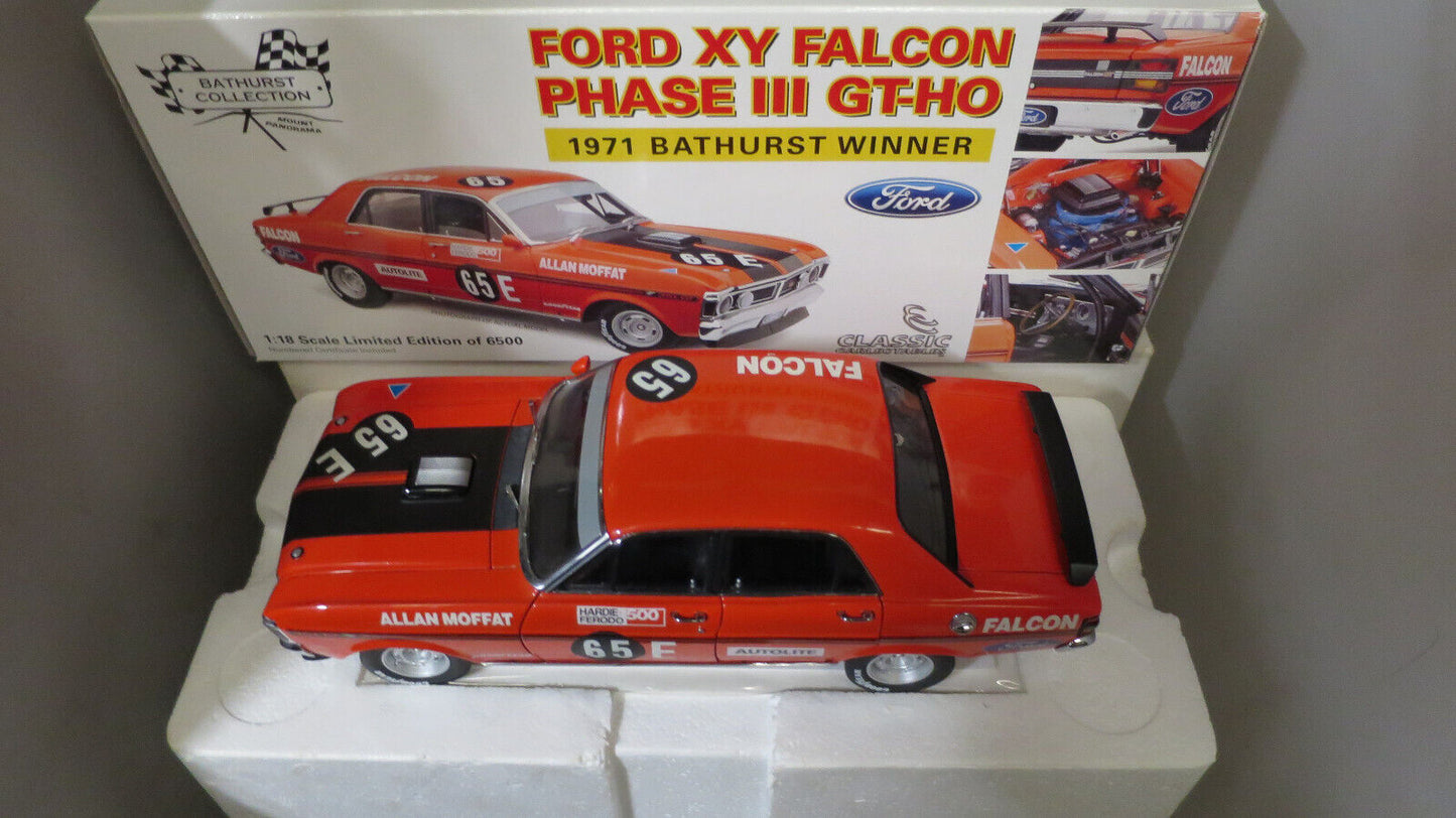 CLASSIC 1/18 FORD XY FALCON GTHO PHASE III 1971 BATHURST WINNER 65E MOFFAT 18229