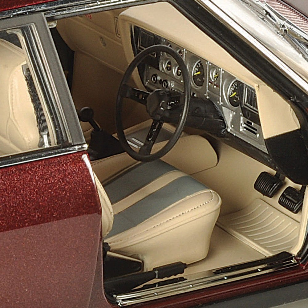 CLASSIC 1/18 Holden HJ Monaro GTS Sedan Claret Metallic #18841 Limited Edition