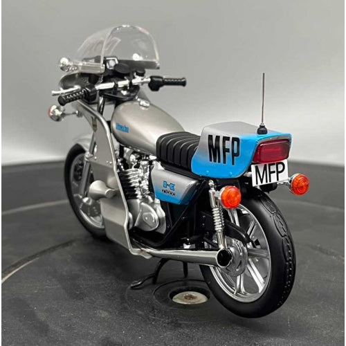 1:18 Ace Rad Mad Max Movie Goose's Custom Police Kwaka 1000 Motor