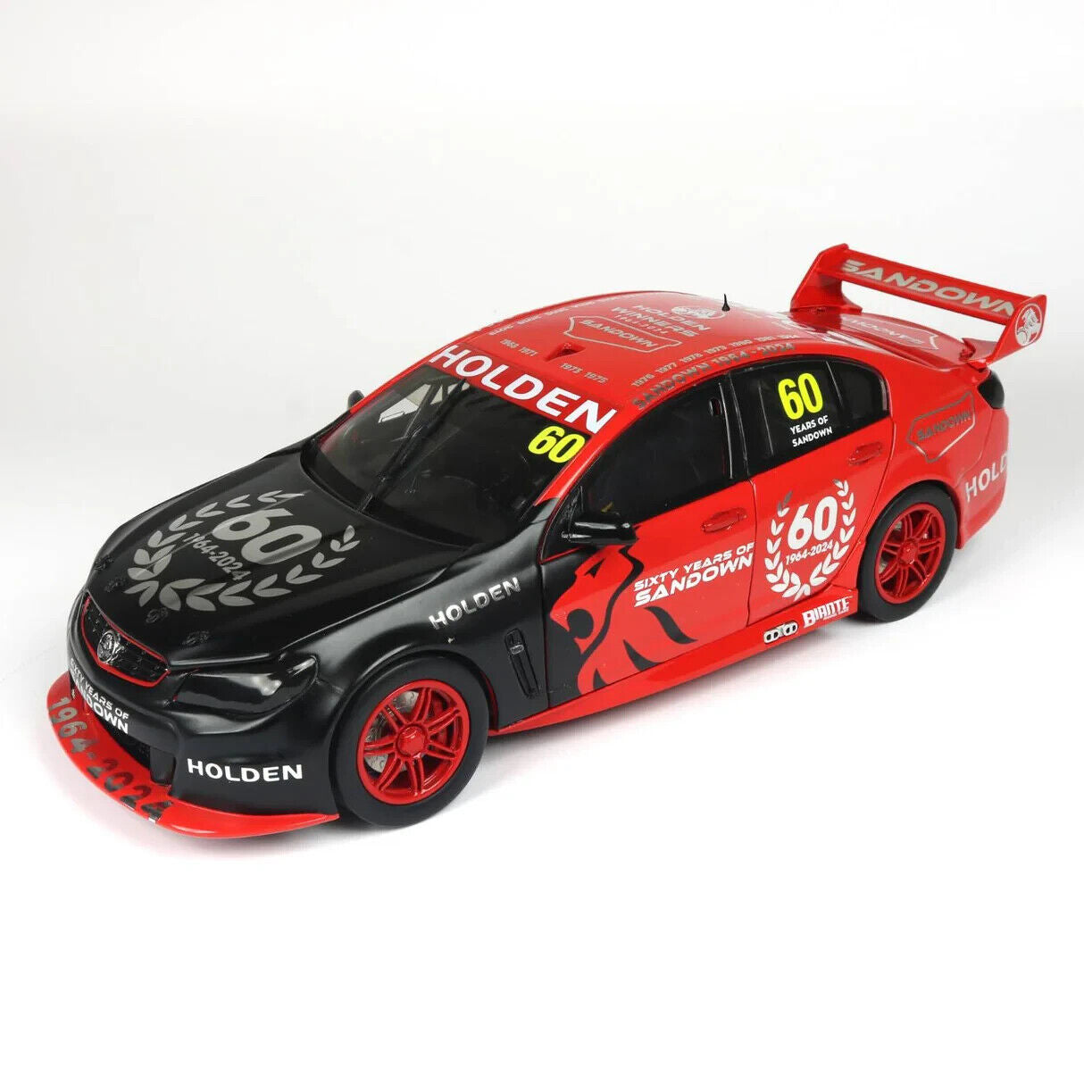 1/18 BIANTE HOLDEN COMMODORE VF SUPERCAR 60 YEARS OF SANDOWN ANNIVERSARY LTD ED