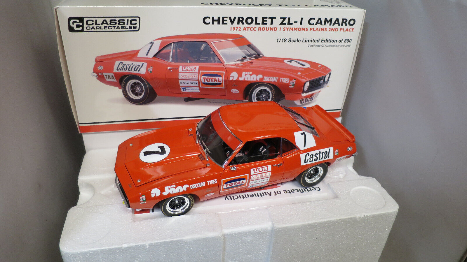 CLASSIC 1/18 Chevrolet ZL-1 Camaro 1972 ATCC Bob Jane Symons Plains 2nd  #18786