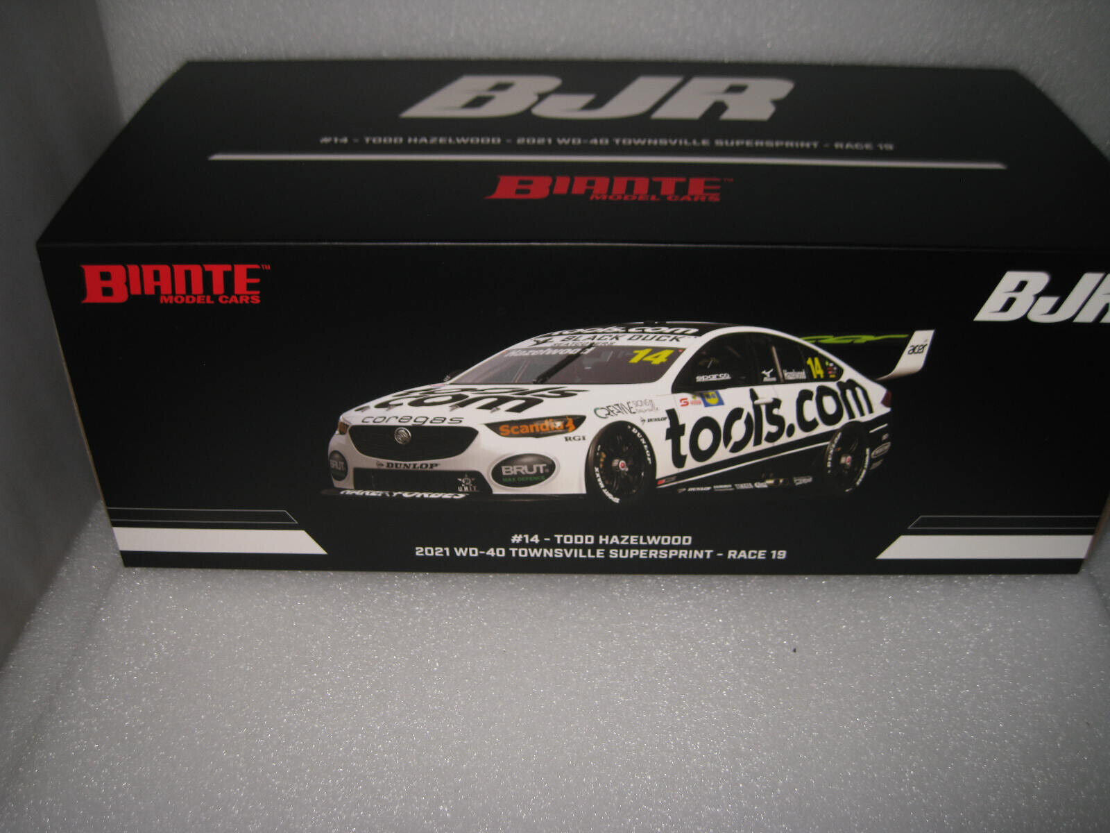 Biante 1/18 Holden Zb Commodore 2021 Townsville Race 19 Todd Hazelwood ...