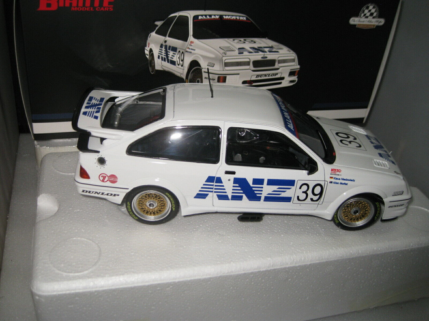 Biante 1/18 Ford Sierra Rs500 #39  Moffat Niedzwiedz 1989 Fuji Inter Tec Winner