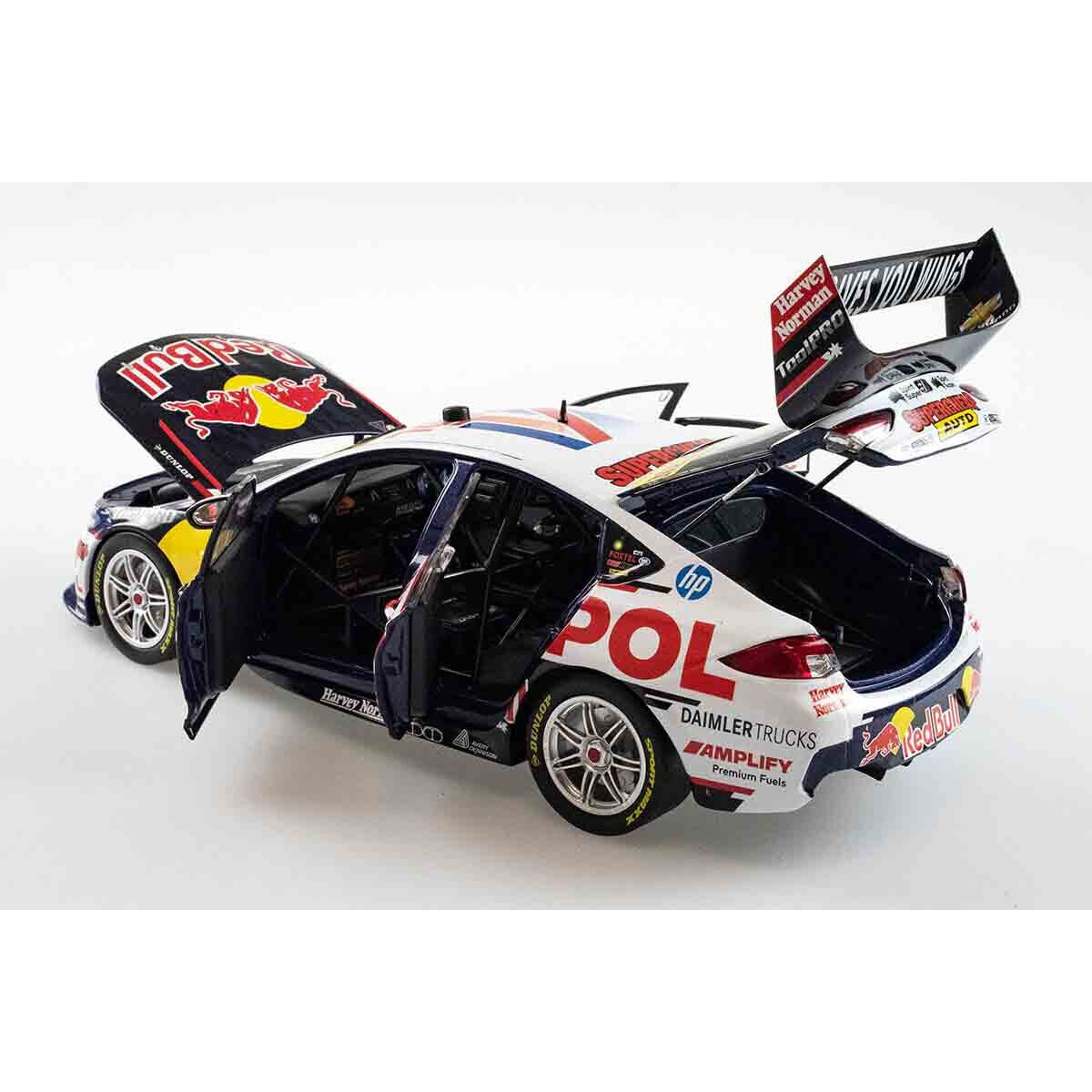 Biante 1/18  Holden Zb Commodore 2021 Championship  Winner #97 Van Gisbergan