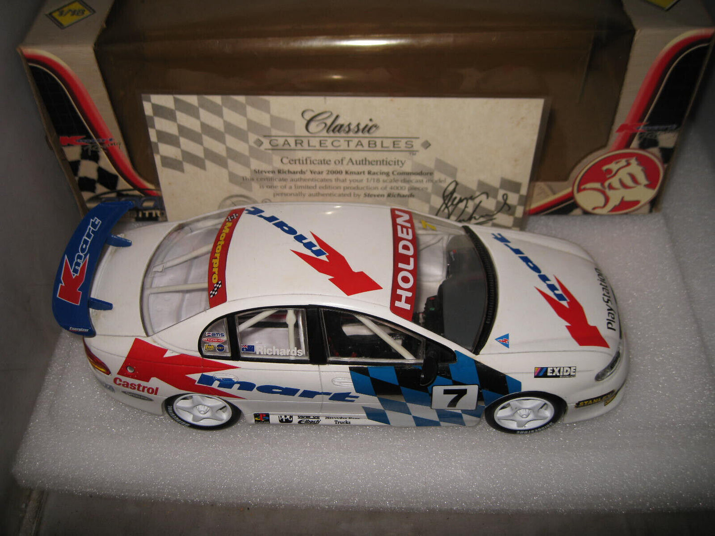 EARLY CLASSIC 1/18 HOLDEN COMMODORE STEVEN RICHARDS KMART RACING 2000 #7 #18008