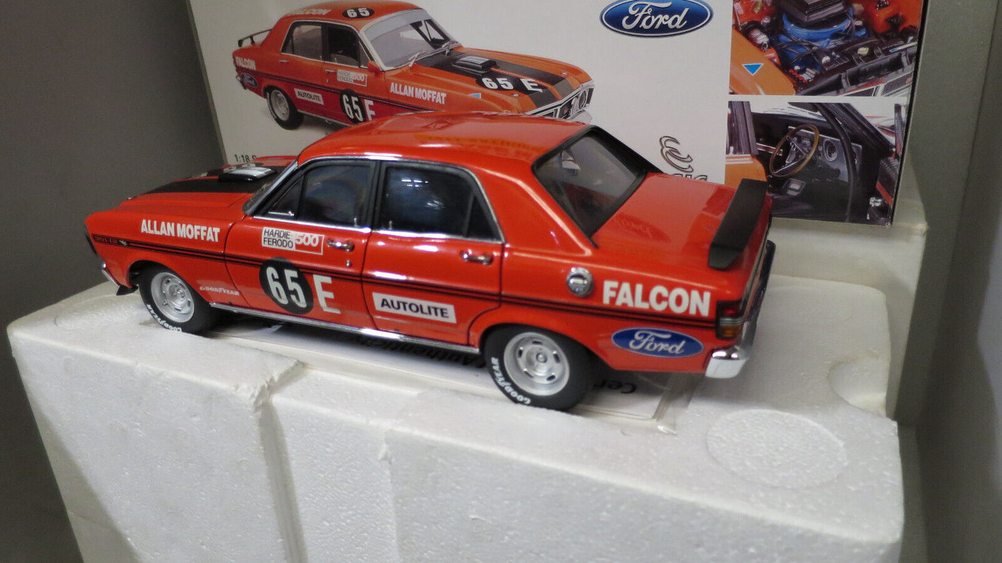 CLASSIC 1/18 FORD XY FALCON GTHO PHASE III 1971 BATHURST WINNER 65E MOFFAT 18229